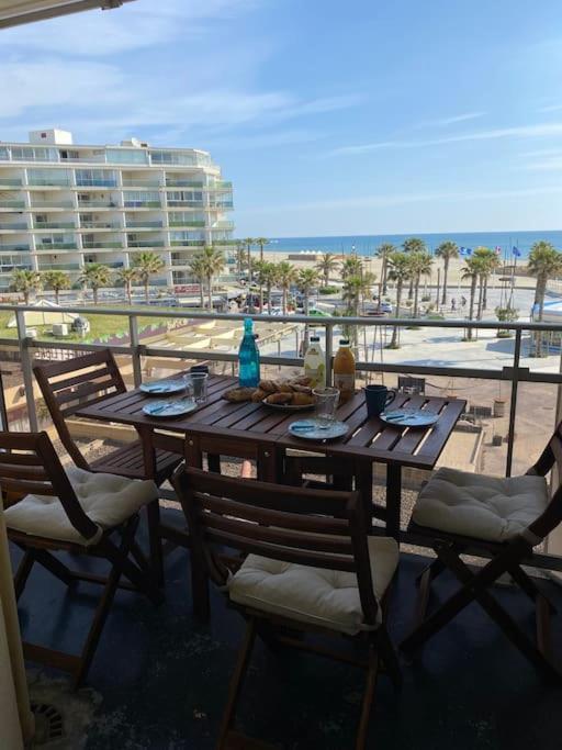 Appartement Face A La Mer Canet En Roussillon Esterno foto
