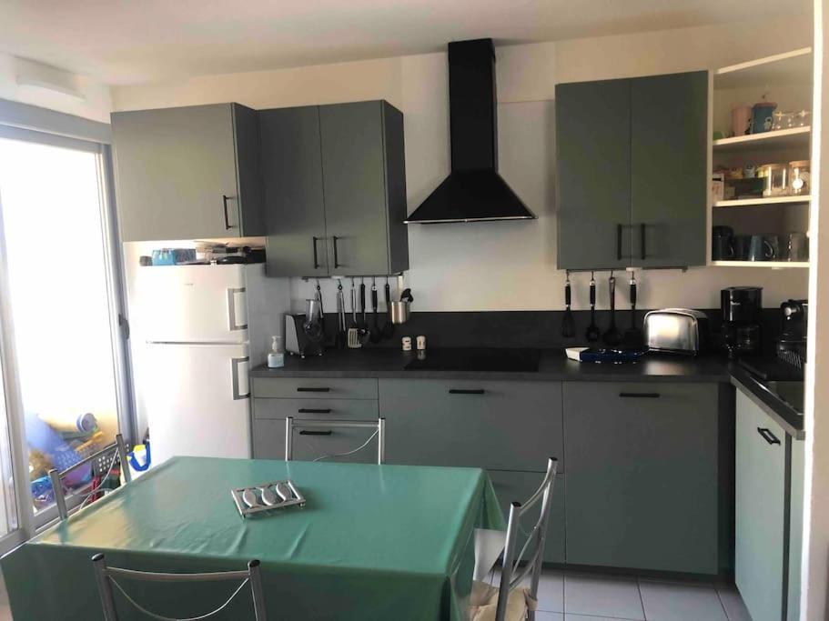 Appartement Face A La Mer Canet En Roussillon Esterno foto